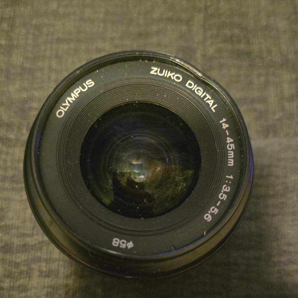 Olympus Zuiko Digital 14-45mm Lens - Black